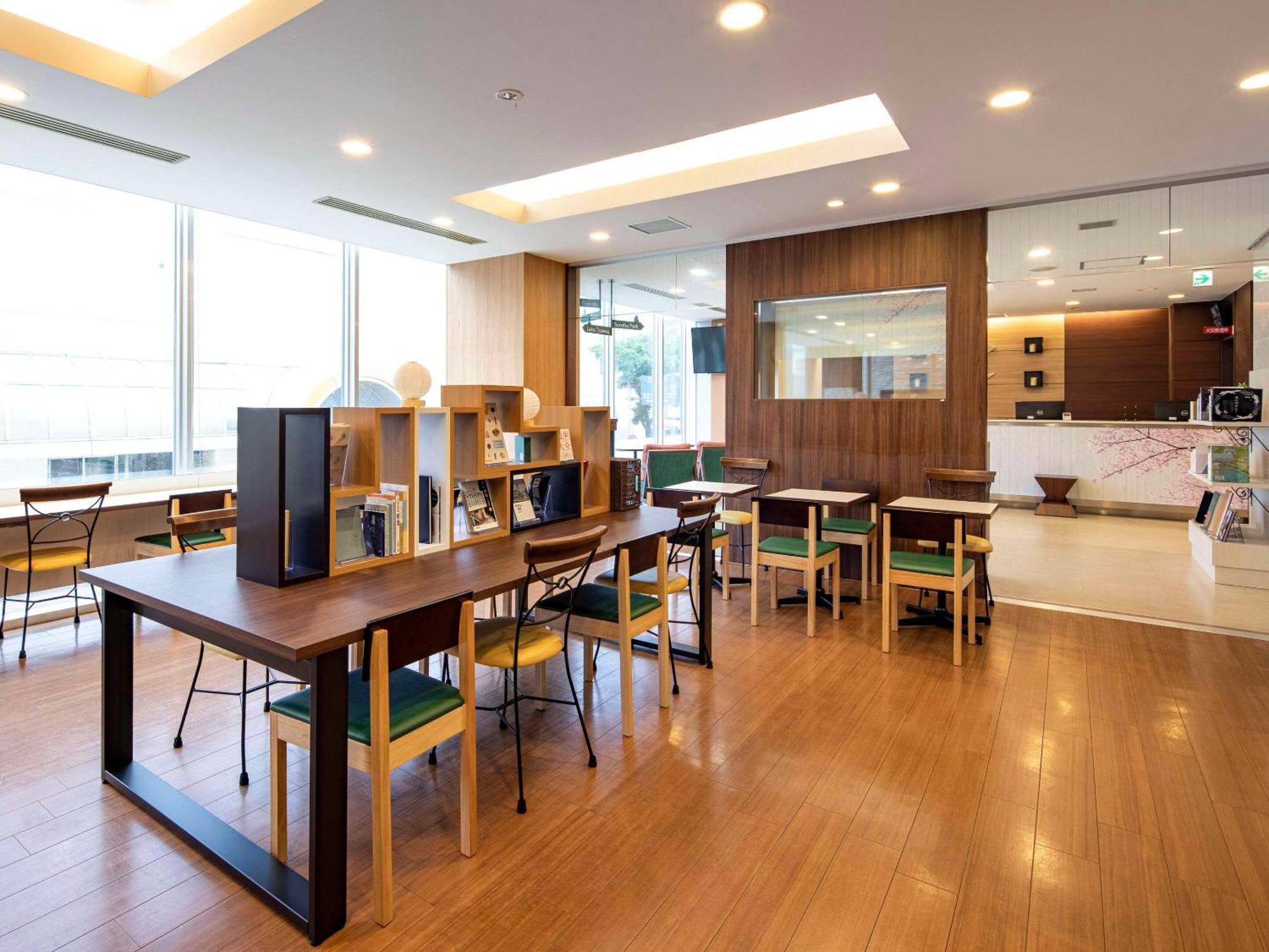 Comfort Hotel Акита Екстериор снимка